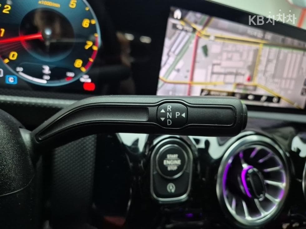 Mercedes-Benz A클래스(W177)AMG A35 4Matic - 8