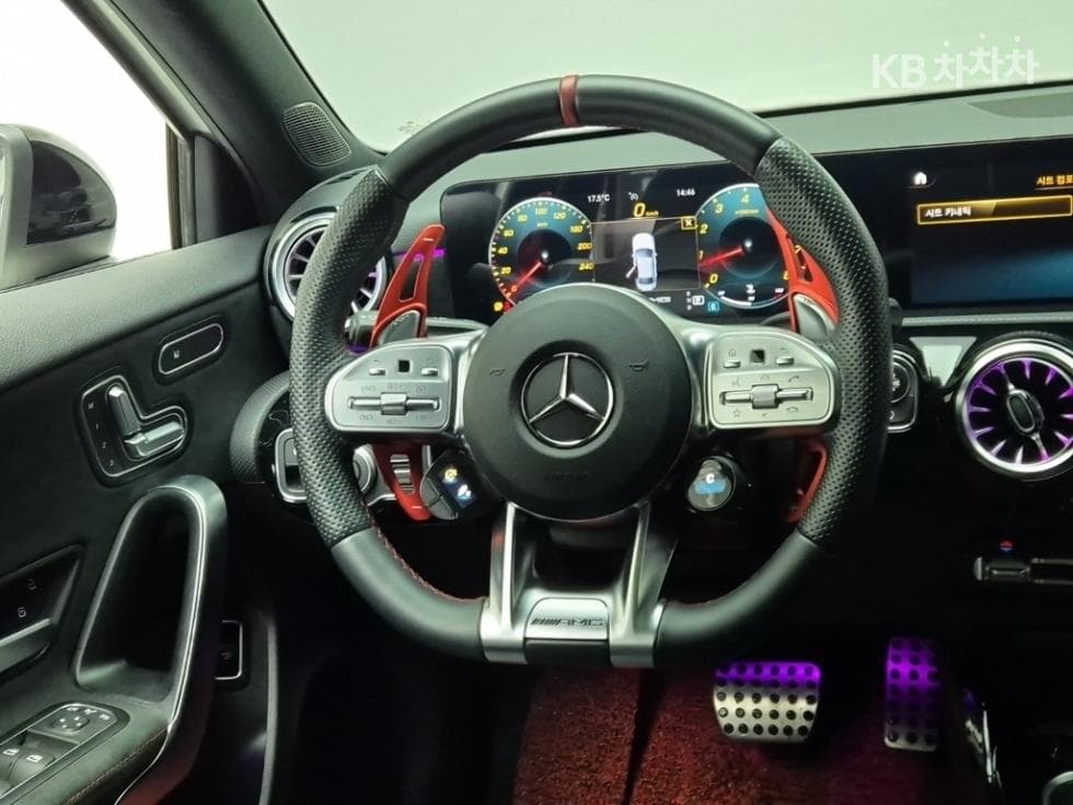Mercedes-Benz A클래스(W177)AMG A35 4Matic - 9