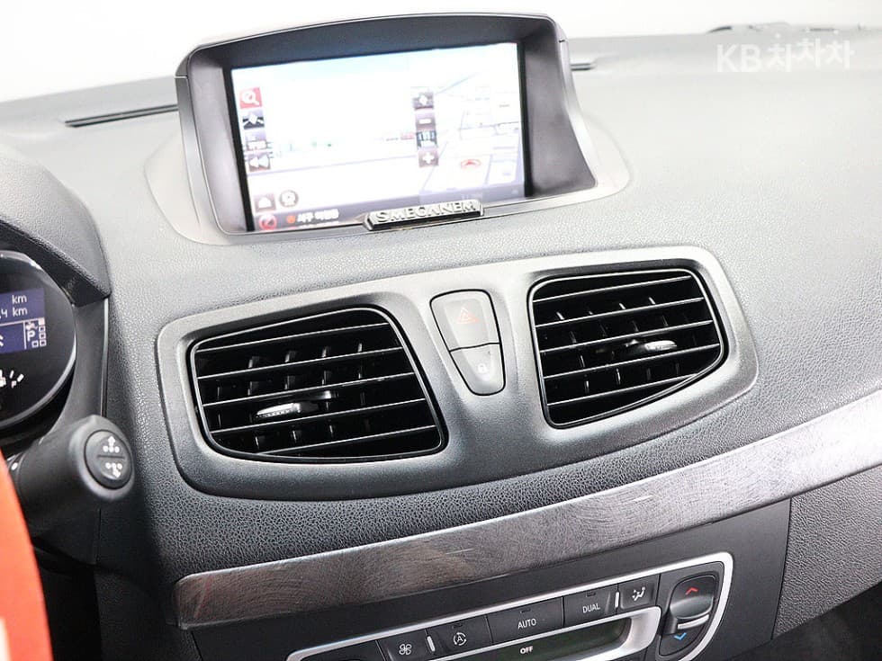 Рено Корея НовSM3RE Стандартен - 7