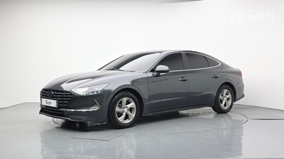 Хюндай Соната (DN8) 2.0 LPG Рент-а-кар Смарт - Image 1