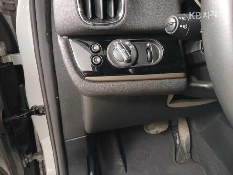 Mini Countryman (F60)1.5 Cooper Classic Plus Standard - 12