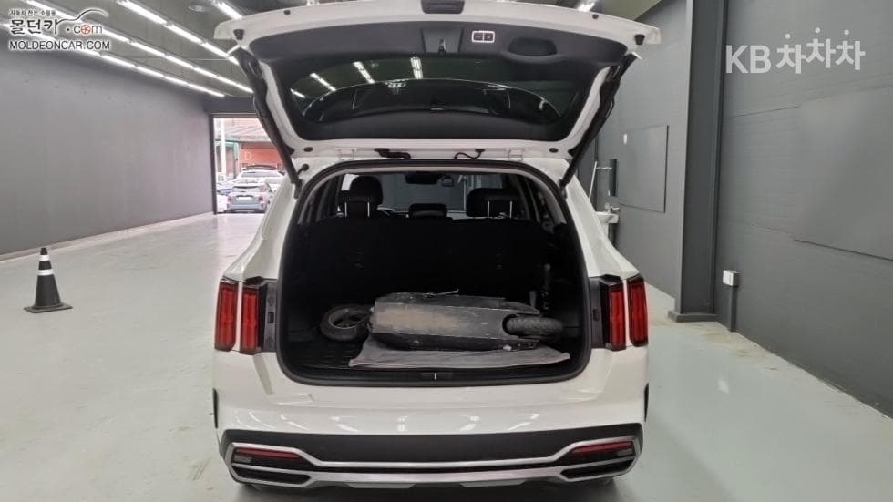 Киа Sorento 4-то поколение2.2 Дизел 2WD Noblesse - 18