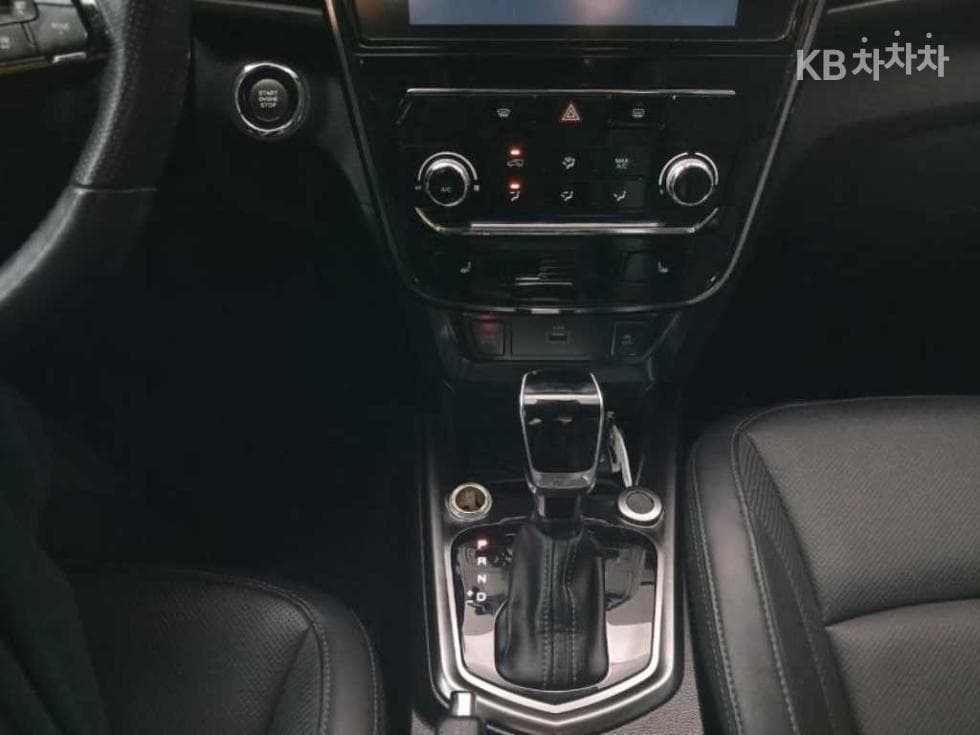 KG Mobility Tivoli Air(X150)1.5 Gasoline A3 - 15