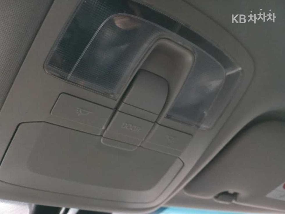 KG Mobility Tivoli Air(X150)1.5 Gasoline A3 - 16