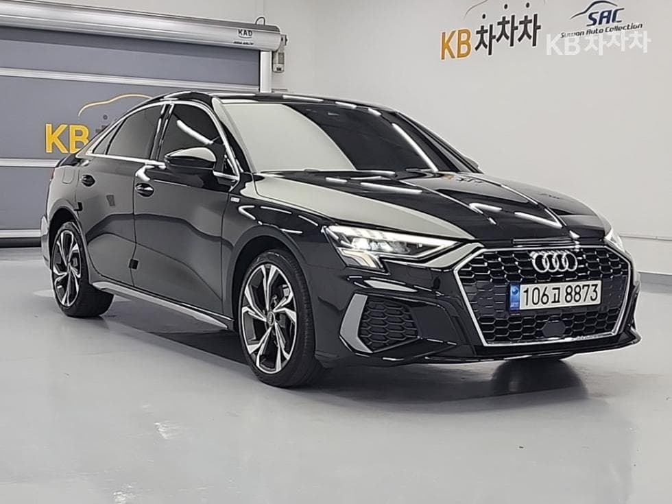Ауди A3 (8Y)40 TFSI Premium - 4
