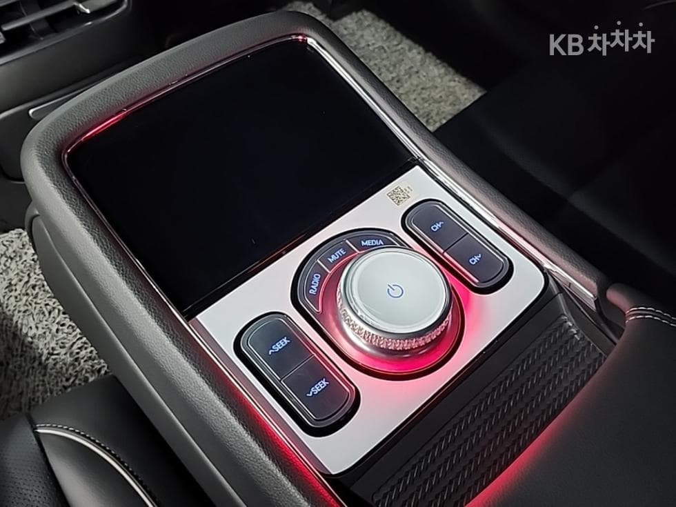 Дженезис G90(RS4)3.5T AWD Стандартен - 14