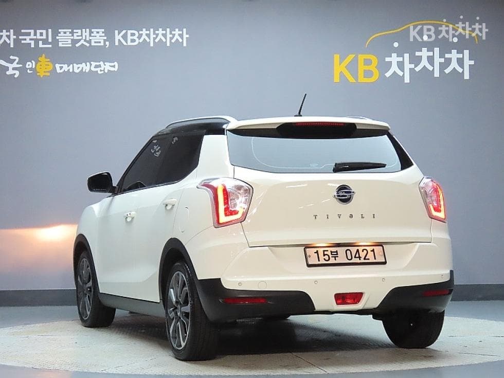 КейДжи Мобилити ТиволиБензин LX Висок клас - 4