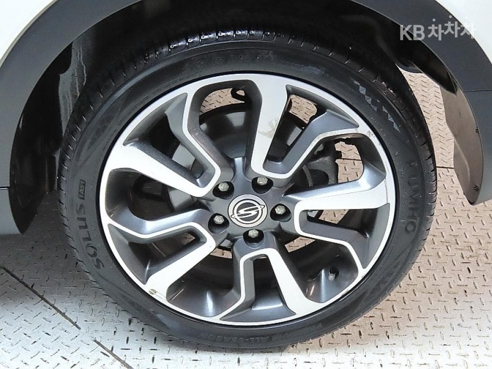 КейДжи Мобилити ТиволиБензин LX Висок клас - 20