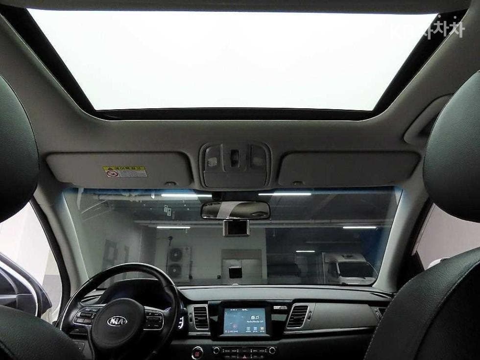 Kia Niro1.6 Prestige - 17