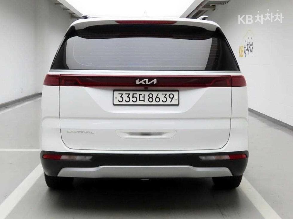 Киа Канивал 4-то поколениеD2.2 9-местен Престиж - 3