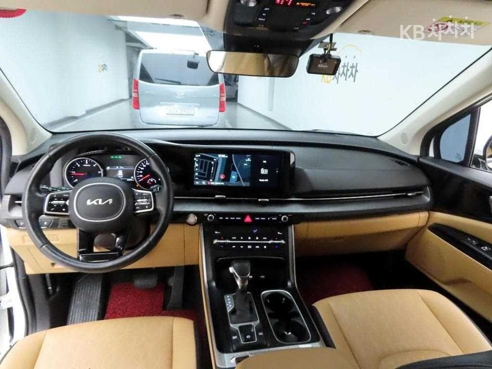 Киа Канивал 4-то поколениеD2.2 9-местен Престиж - 6