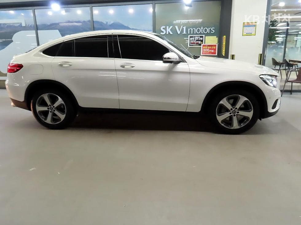 Mercedes-Benz GLC(X253)300 4Matic Coupe Стандартен - 3