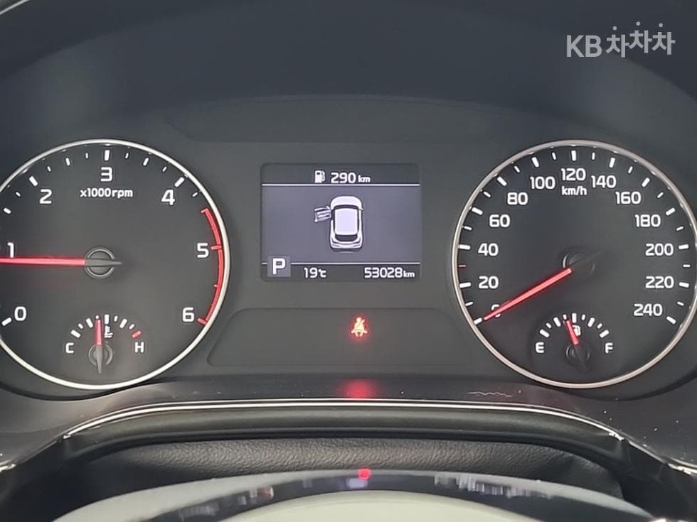 Kia Seltos1.6 Diesel 2WD Trendy - 6