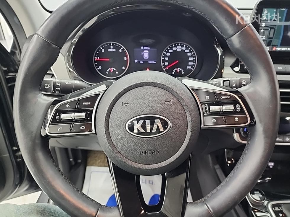 Kia Seltos1.6 Diesel 2WD Trendy - 9