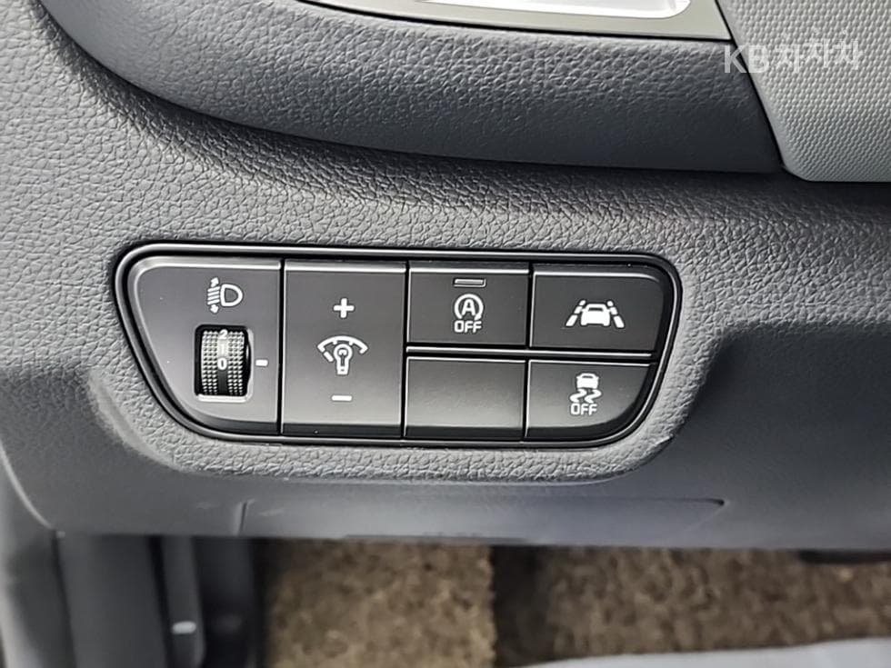 Kia Seltos1.6 Diesel 2WD Trendy - 18