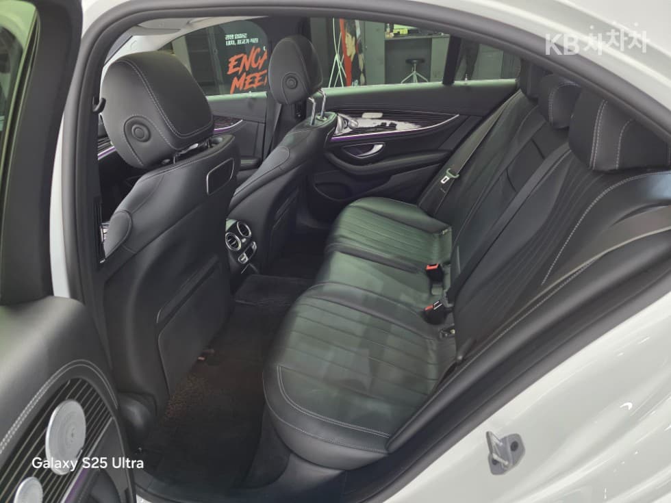 Mercedes-Benz E-Клас (W213)E450 4MATIC EXCLUSIVE - 13