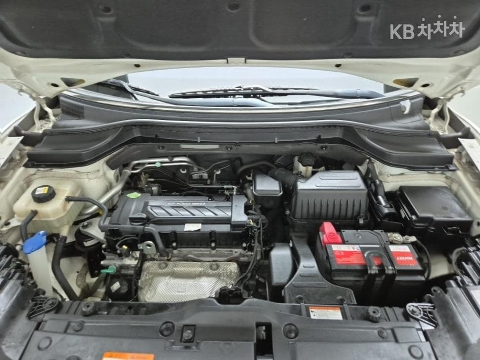 KG Mobility Tivoli 아머1.6 Gasoline VX 2WD - 5