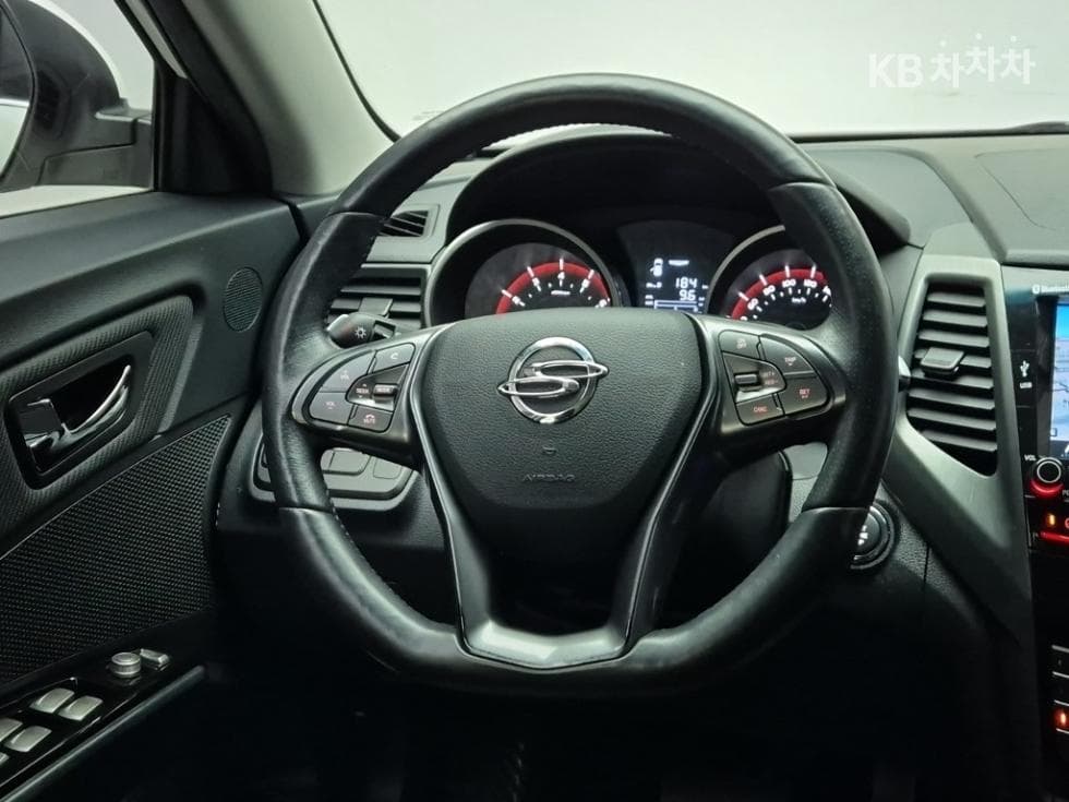 KG Mobility Tivoli 아머1.6 Gasoline VX 2WD - 9