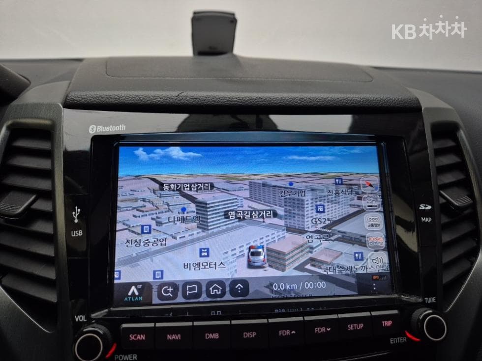 KG Mobility Tivoli 아머1.6 Gasoline VX 2WD - 13