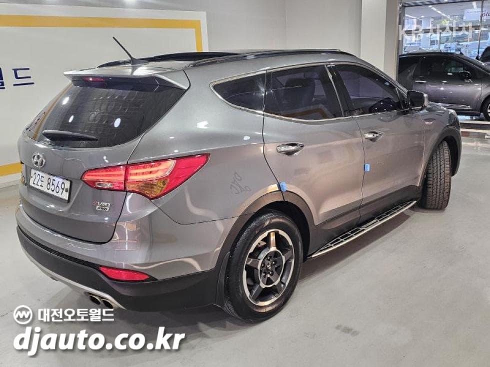 Хюндай Санта Фе DMХонда R-двигател 2.0 дизел 2WD PREMIUM Стандартен - 6