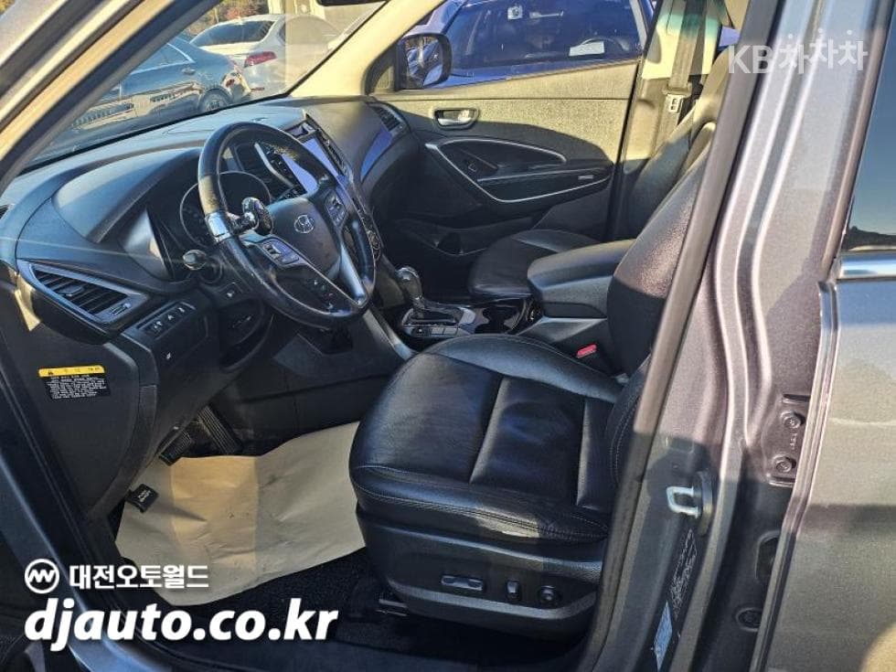 Хюндай Санта Фе DMХонда R-двигател 2.0 дизел 2WD PREMIUM Стандартен - 11