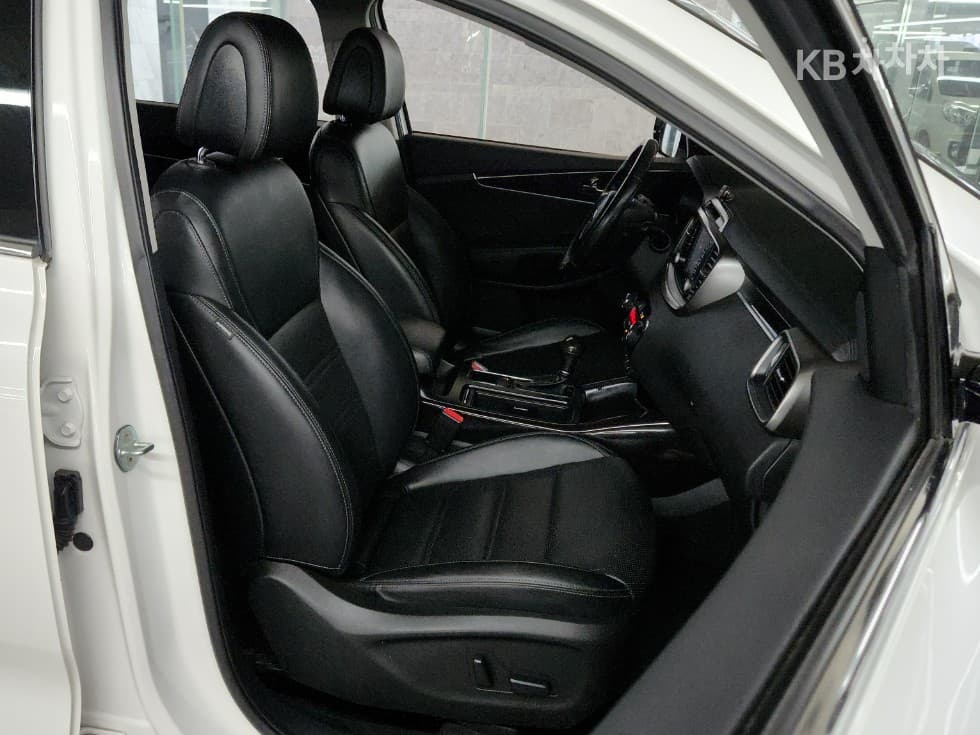 Kia All NewSorentoDiesel 2.0 2WD Prestige - 10