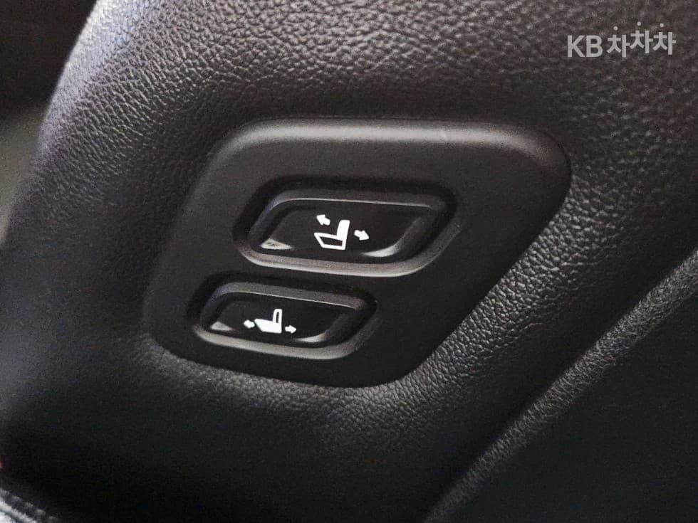 Kia All NewSorentoDiesel 2.0 2WD Prestige - 15