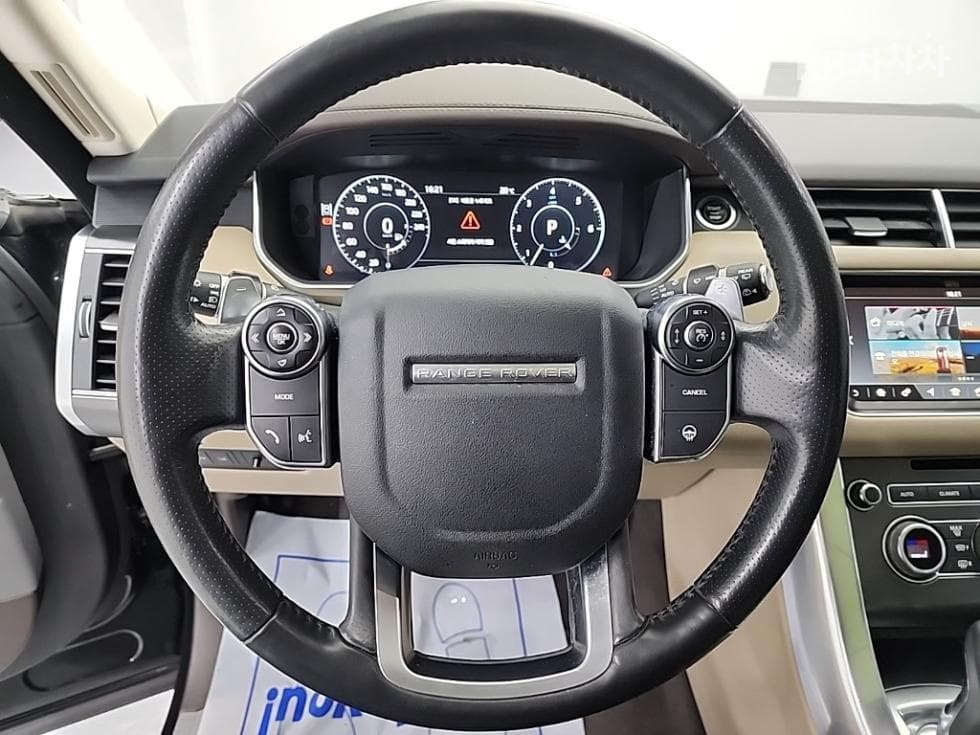 Land Rover New Range Rover Sport3.0 SDV6 HSE Dynamic - 9