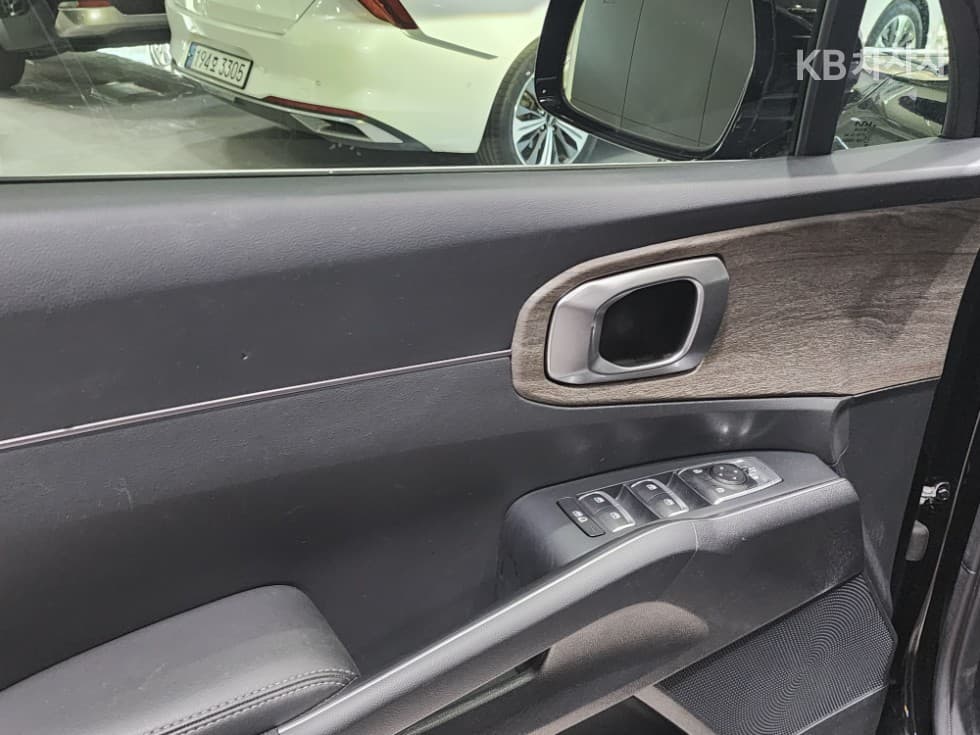 Kia Sorento 4th generation2.2 Diesel 2WD Prestige - 23