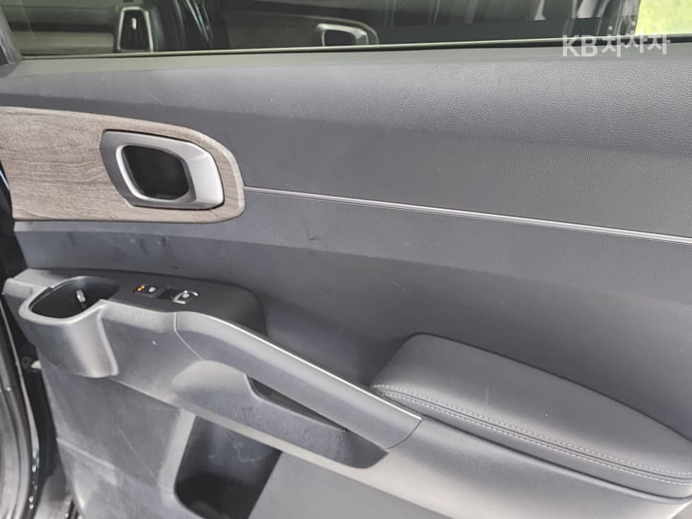 Kia Sorento 4th generation2.2 Diesel 2WD Prestige - 26