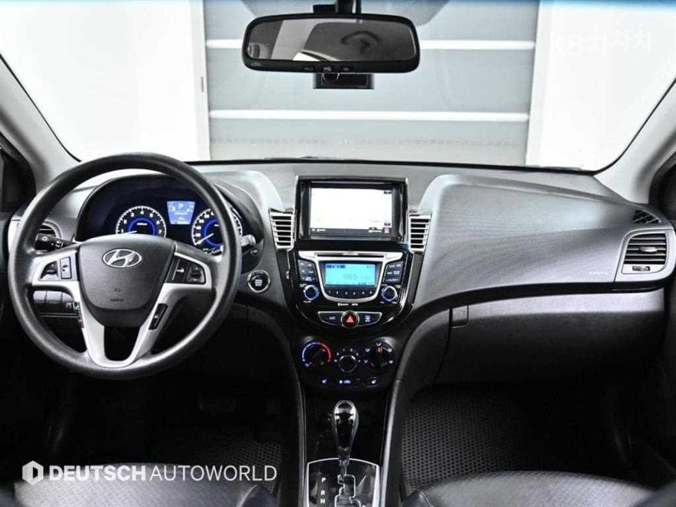 Хюндай Акцент(신형)1.4 VVT Premier - 7