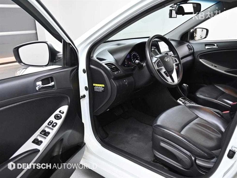 Хюндай Акцент(신형)1.4 VVT Premier - 11