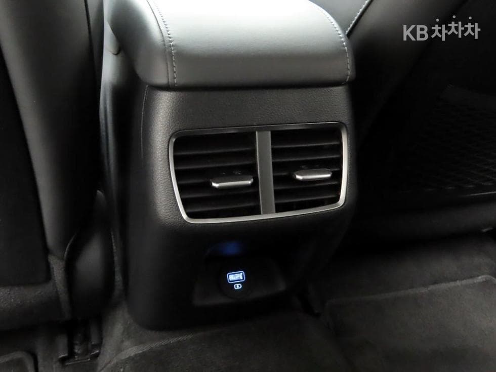 Хюндай Соната (DN8)2.0 Sensuous Premium Plus - 15