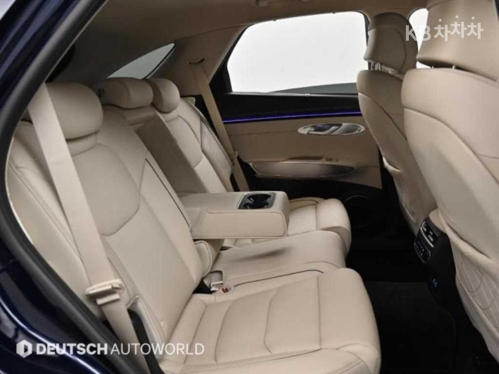 Дженезис GV70Бензин 2.5T 2WD - 12