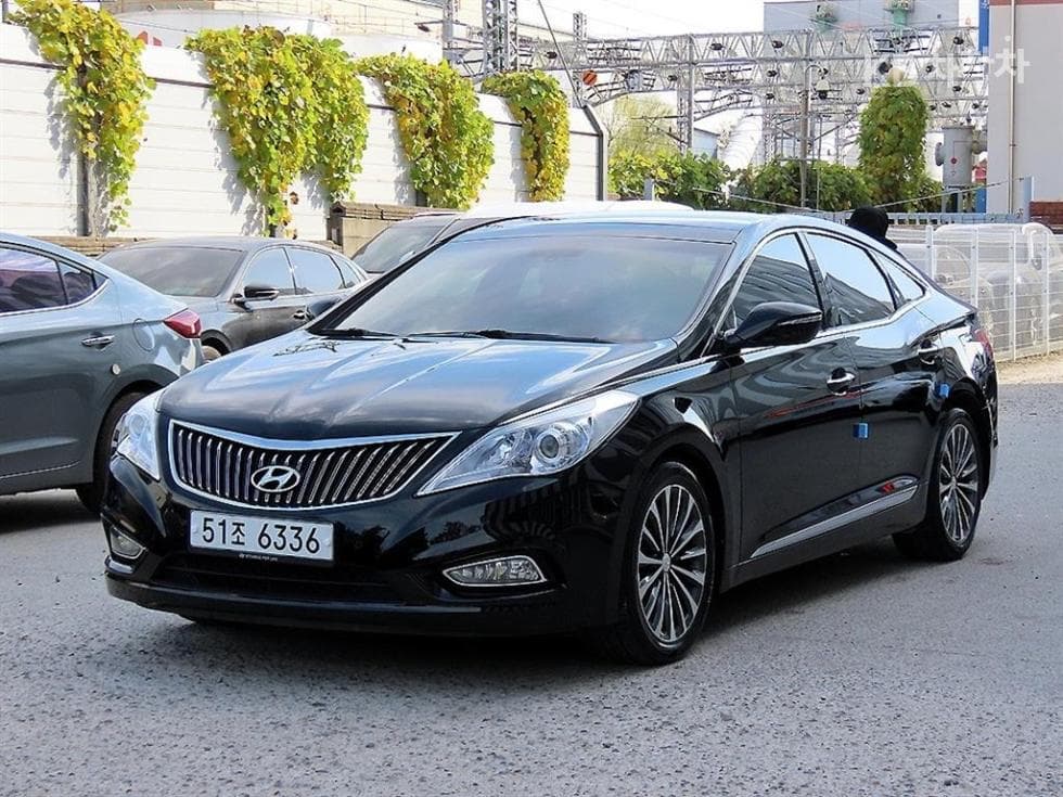 Хюндай Grandeur (Azera)HG HG300 Exclusive - Image 1