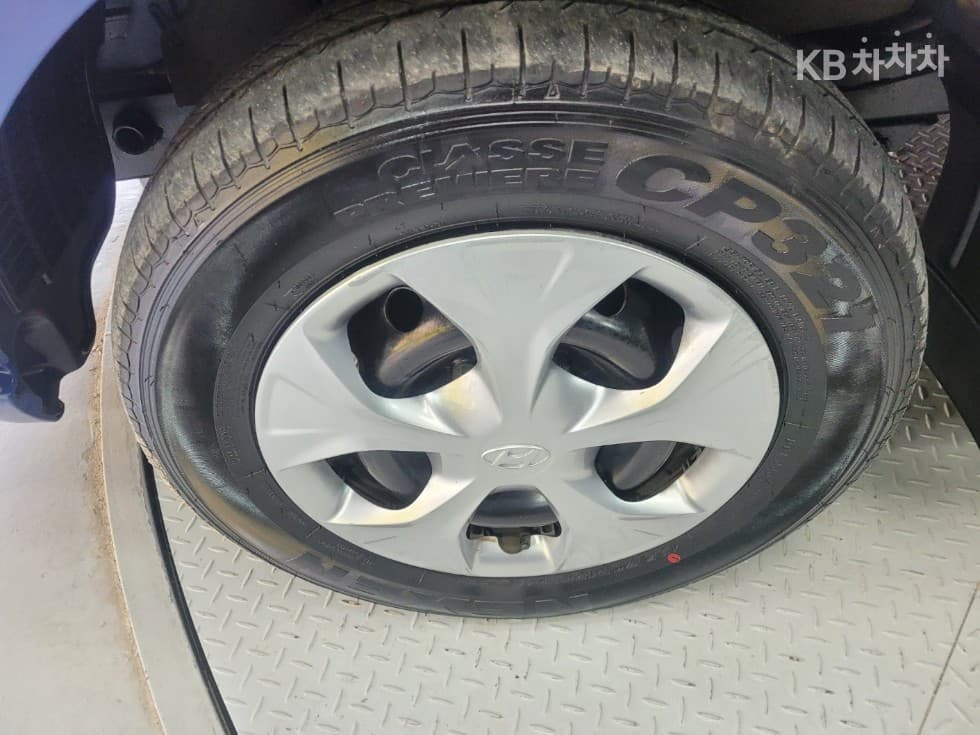 Хюндай Porter 2Удължено междуосие Двойна Кабина CRDi Smart - 17