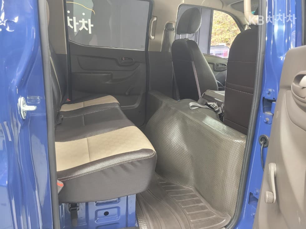 Хюндай Porter 2Удължено междуосие Двойна Кабина CRDi Smart - 15