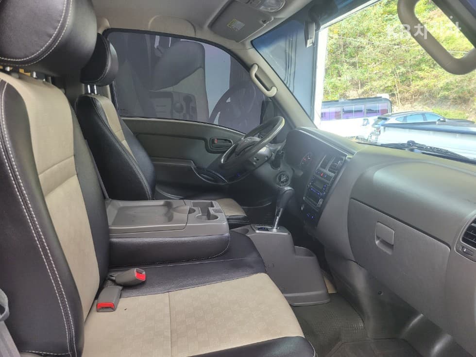 Хюндай Porter 2Удължено междуосие Двойна Кабина CRDi Smart - 14