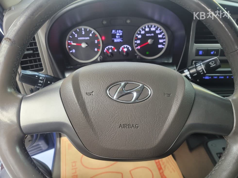 Хюндай Porter 2Удължено междуосие Двойна Кабина CRDi Smart - 10