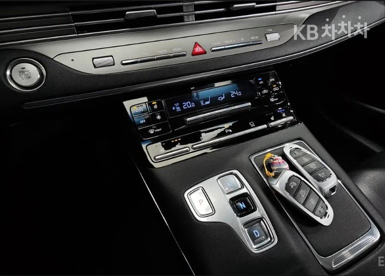 Хюндай The New (фейслифт) Grandeur (Azera)2.5 Premium 초이스 - 9