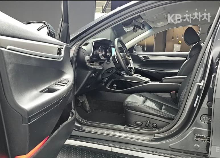 Хюндай The New (фейслифт) Grandeur (Azera)2.5 Premium 초이스 - 10