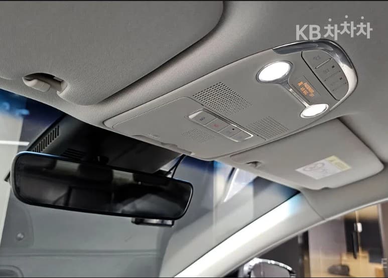 Хюндай The New (фейслифт) Grandeur (Azera)2.5 Premium 초이스 - 18