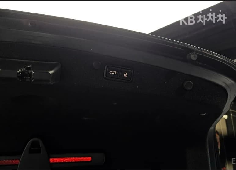 Хюндай The New (фейслифт) Grandeur (Azera)2.5 Premium 초이스 - 20