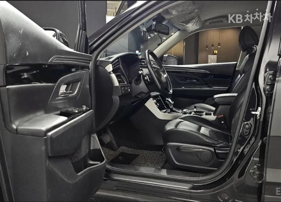 КейДжи Мобилити 뷰티플 코란도1.5 GDi Turbo 4x4 C5 Plus - 10