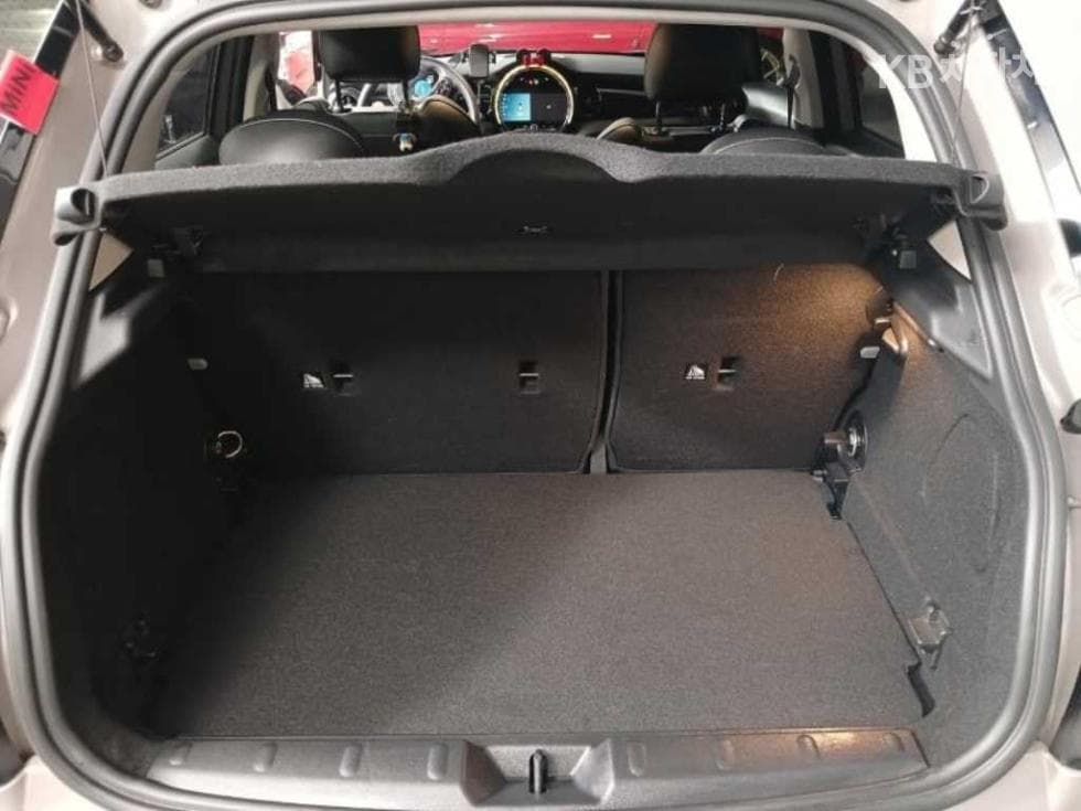 Mini Cooper 5-door1.5 Classic Plus Launch Pack - 17