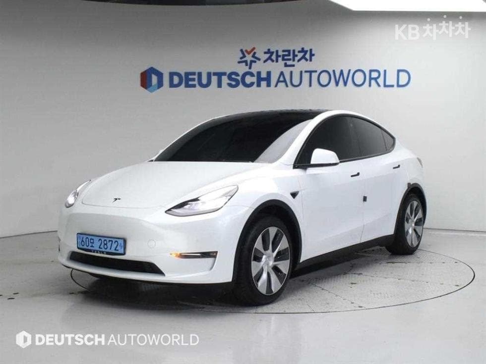 테슬라 Model Y Standard Range - Image 1