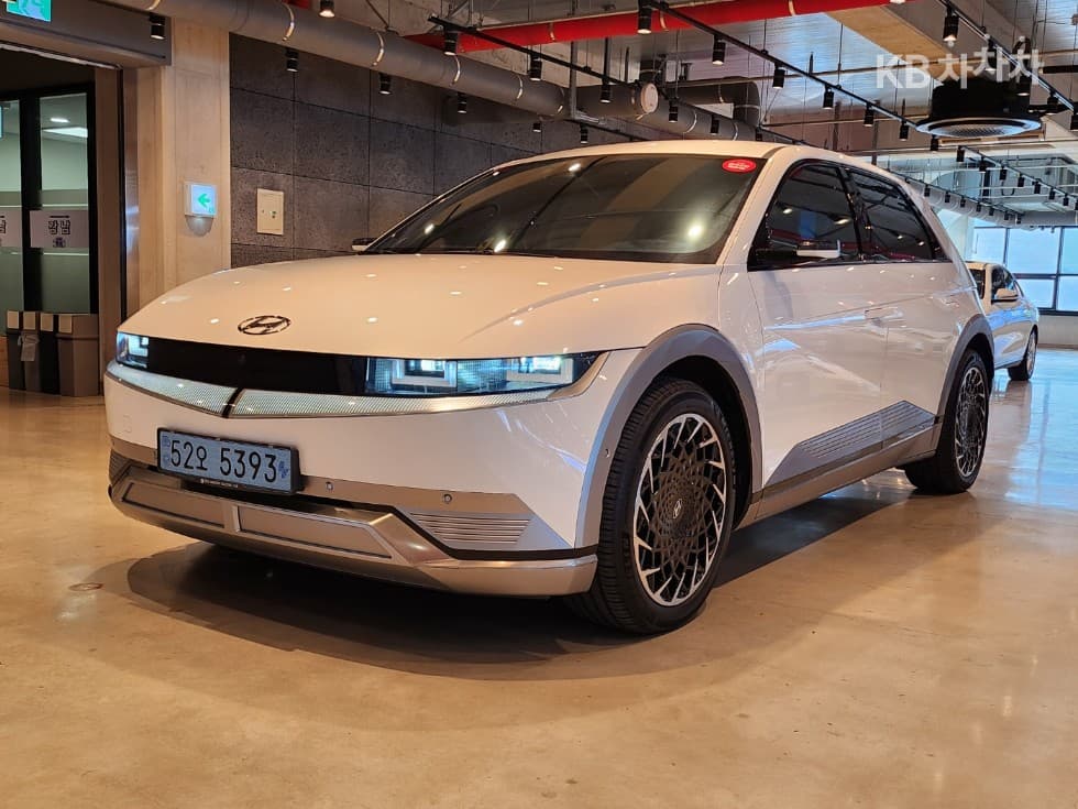 Hyundai IONIQ 5 Long Range AWD Prestige - Image 1