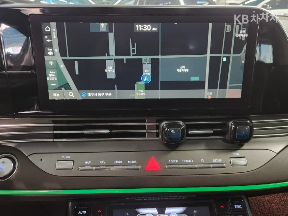 Хюндай The New (фейслифт) Grandeur (Azera)2.5 Exclusive - 12