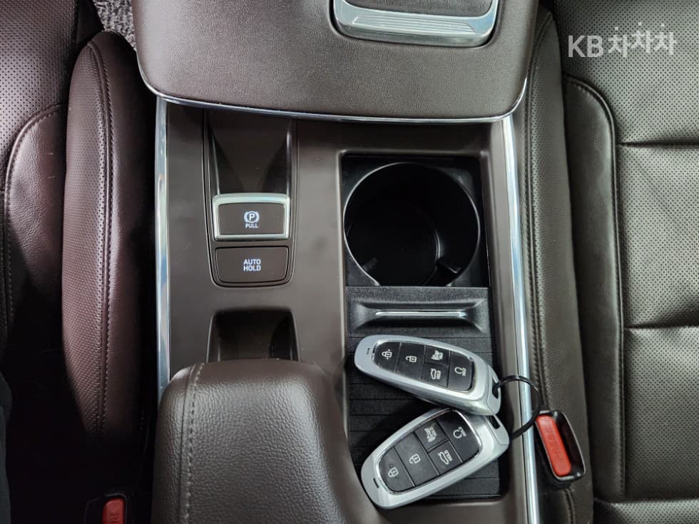 Хюндай The New (фейслифт) Grandeur (Azera)2.5 Exclusive - 15