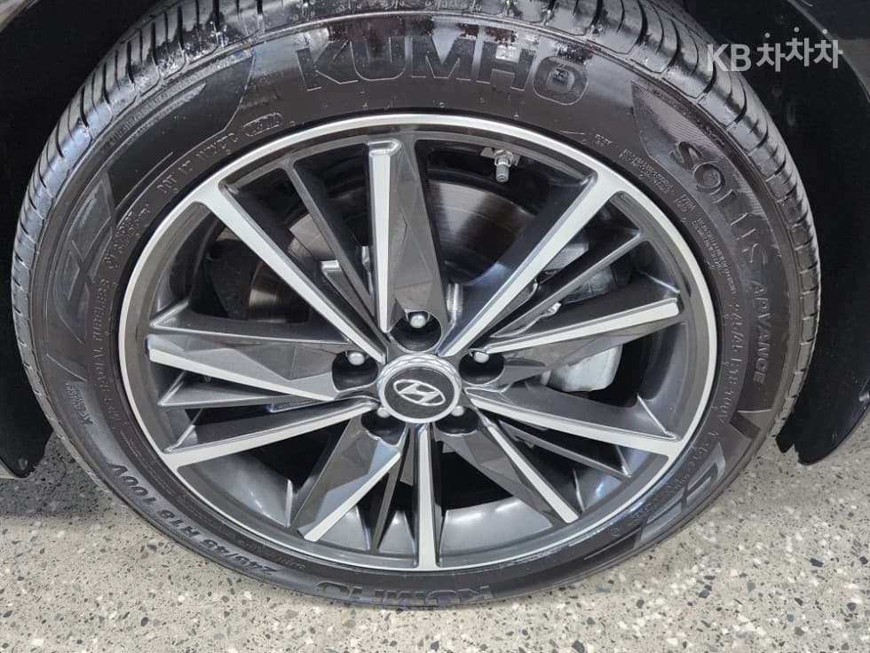 Хюндай The New (фейслифт) Grandeur (Azera)2.5 Exclusive - 27